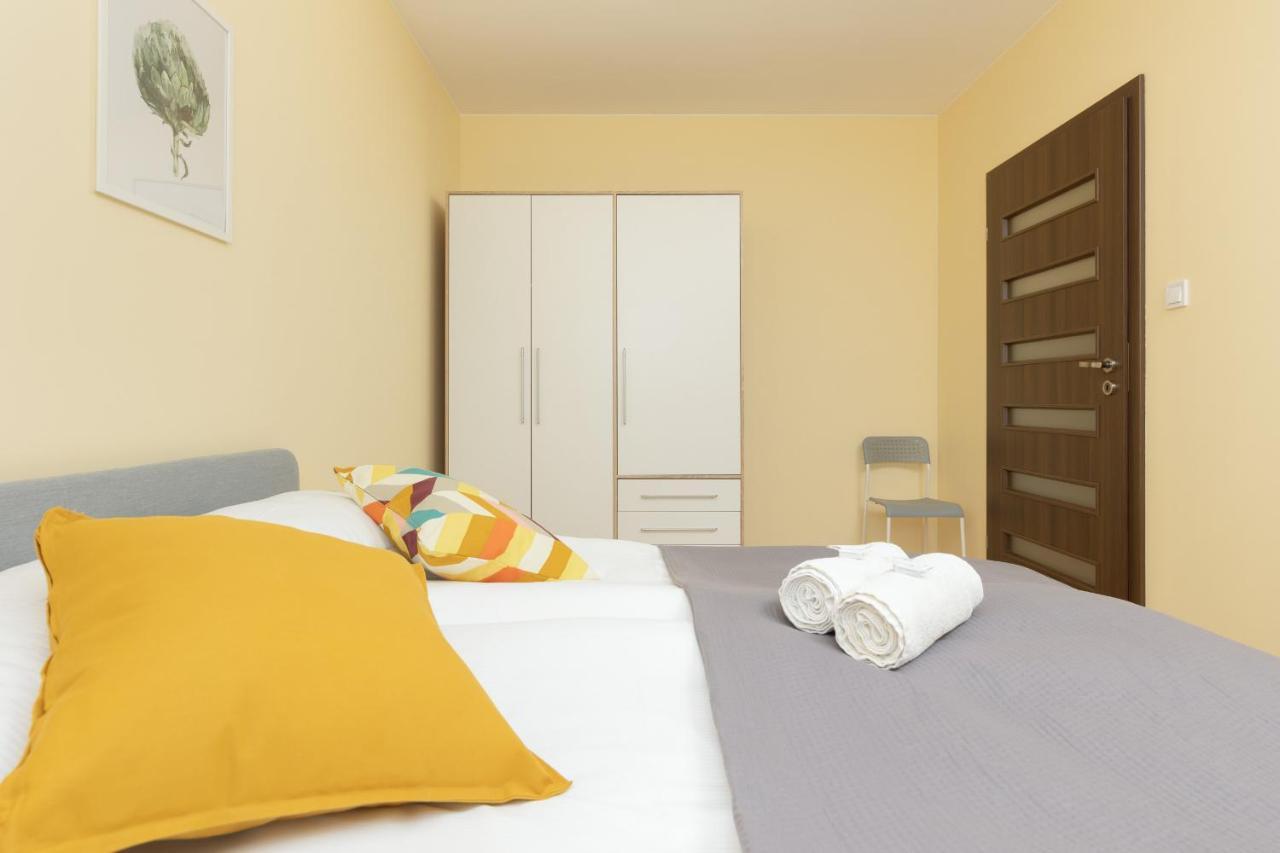 Praga Family Apartment With Parking By Noclegi Renters Warszawa Eksteriør bilde