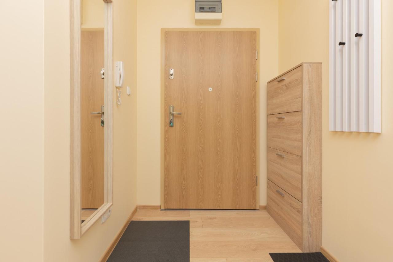 Praga Family Apartment With Parking By Noclegi Renters Warszawa Eksteriør bilde