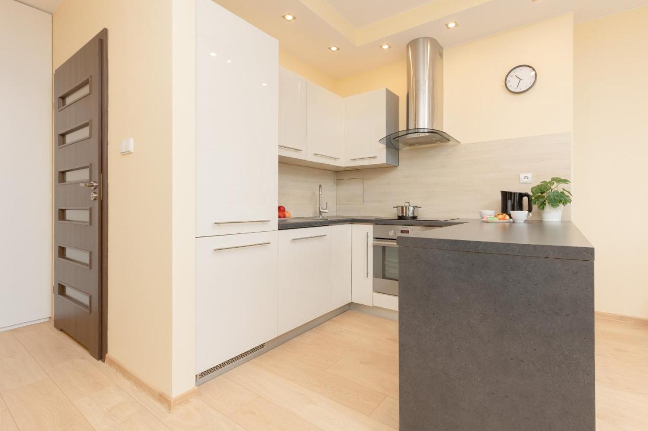 Praga Family Apartment With Parking By Noclegi Renters Warszawa Eksteriør bilde
